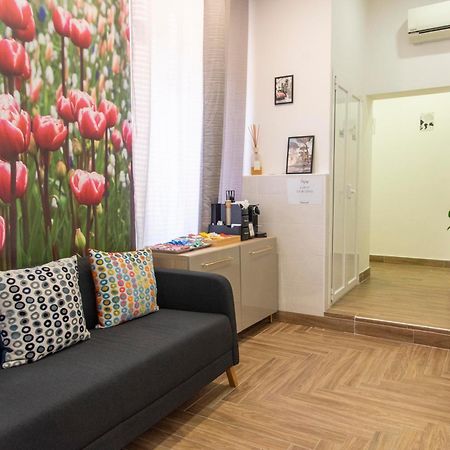 Susy'S Guest House - Room Spagna Rome Exterior photo