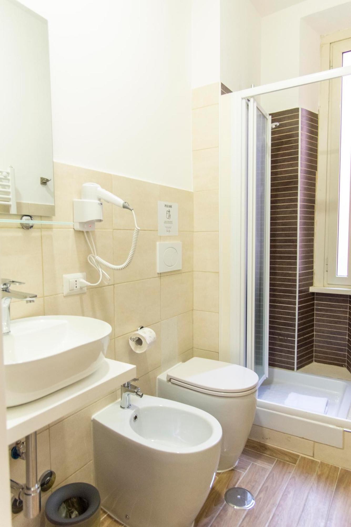 Susy'S Guest House - Room Spagna Rome Exterior photo